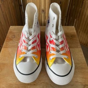 • Converse Chuck Taylor All Star High Tops •